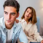 Co dělají rodiče, se kterými jejich děti nechtějí komunikovat: 9 nejčastějších chyb co-delaji-rodice-se-kterymi-jejich-deti-nechteji-komunikovat-9.webp.webp