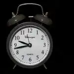 Co se stane, když přestanete používat budík: experiment s cirkadiánními rytmy co-se-stane-kdyz-prestanete-pouzivat-budik-experiment-s-cirkadiannimi.jpg