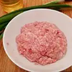 Proč přidávat led do mletého masa na řízky, když vám už tak mrznou ruce? proc-pridavat-led-do-mleteho-masa-na-rizky-kdyz-vam.jpg