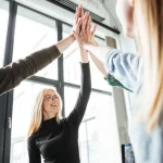 Tři známky toho, že jste velmi charismatičtí, i když tomu sami nevěříte. tri-znamky-toho-ze-jste-velmi-charismaticti-i-kdyz-tomu.webp.webp