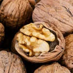 Vlašské ořechy pro mozek, srdce a spánek - kolik jich potřebujete denně vlasske-orechy-pro-mozek-srdce-a-spanek-kolik-jich.webp.webp